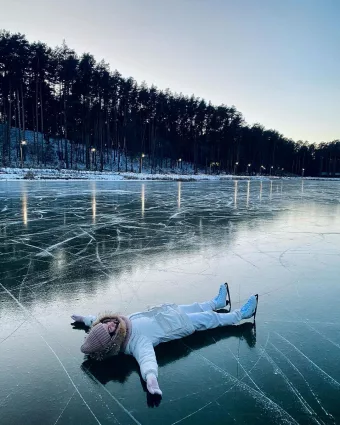Бесплатный каток для всех желающих на Лебяжьем